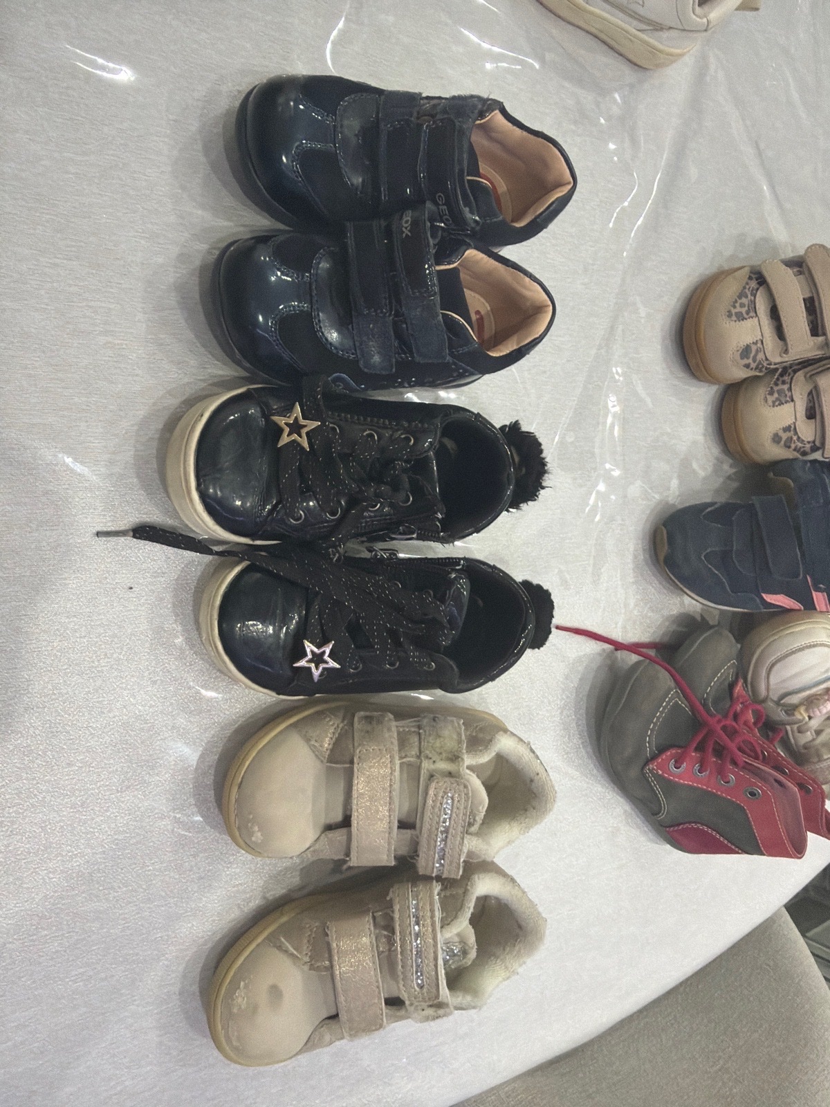 Chaussures à peinture 24