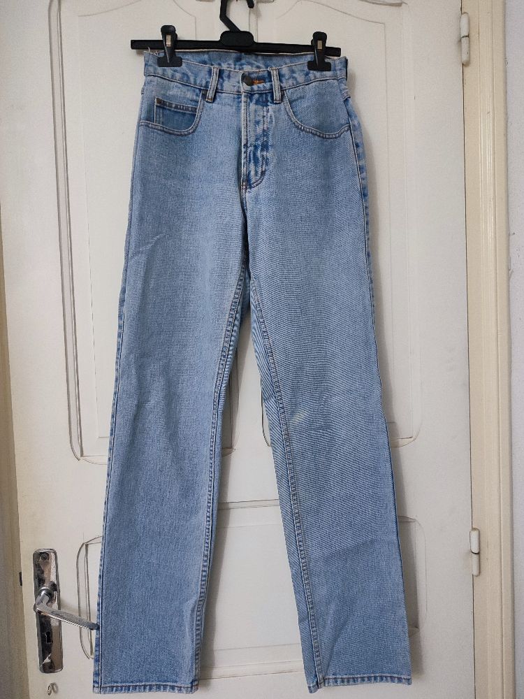 pantalon jean bleu clair 