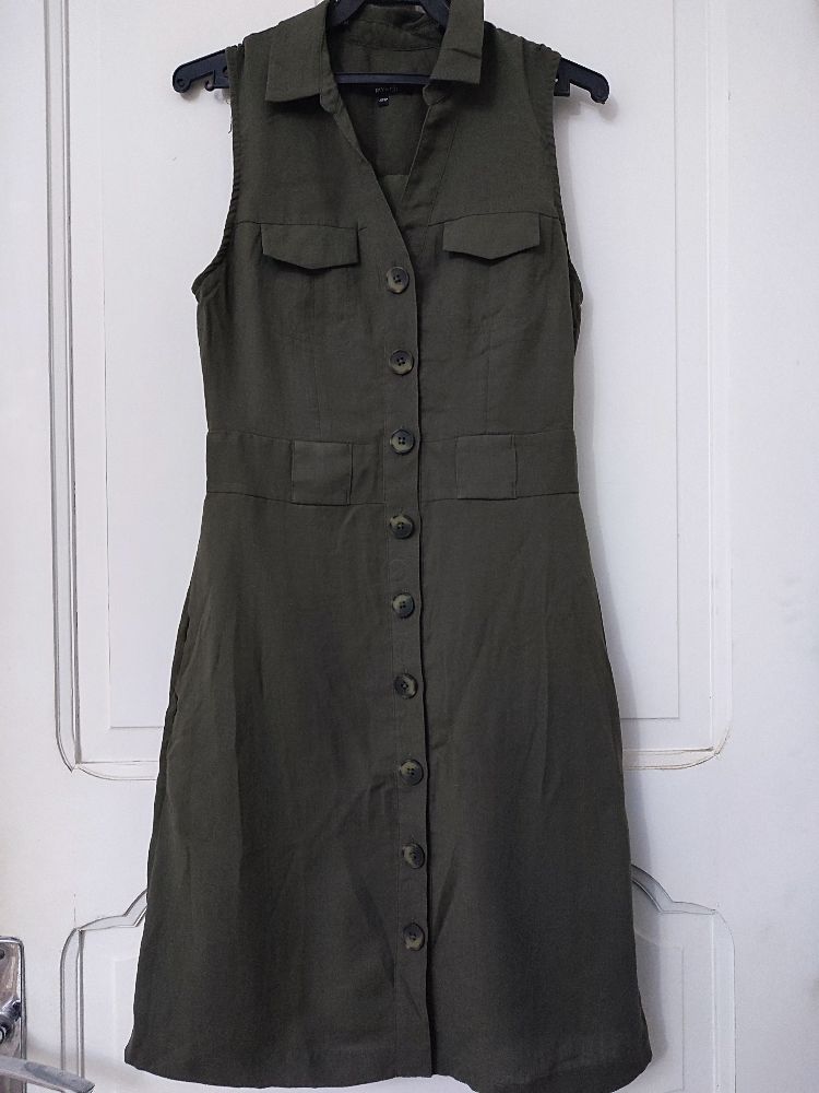 Robe d'été vert militaire 