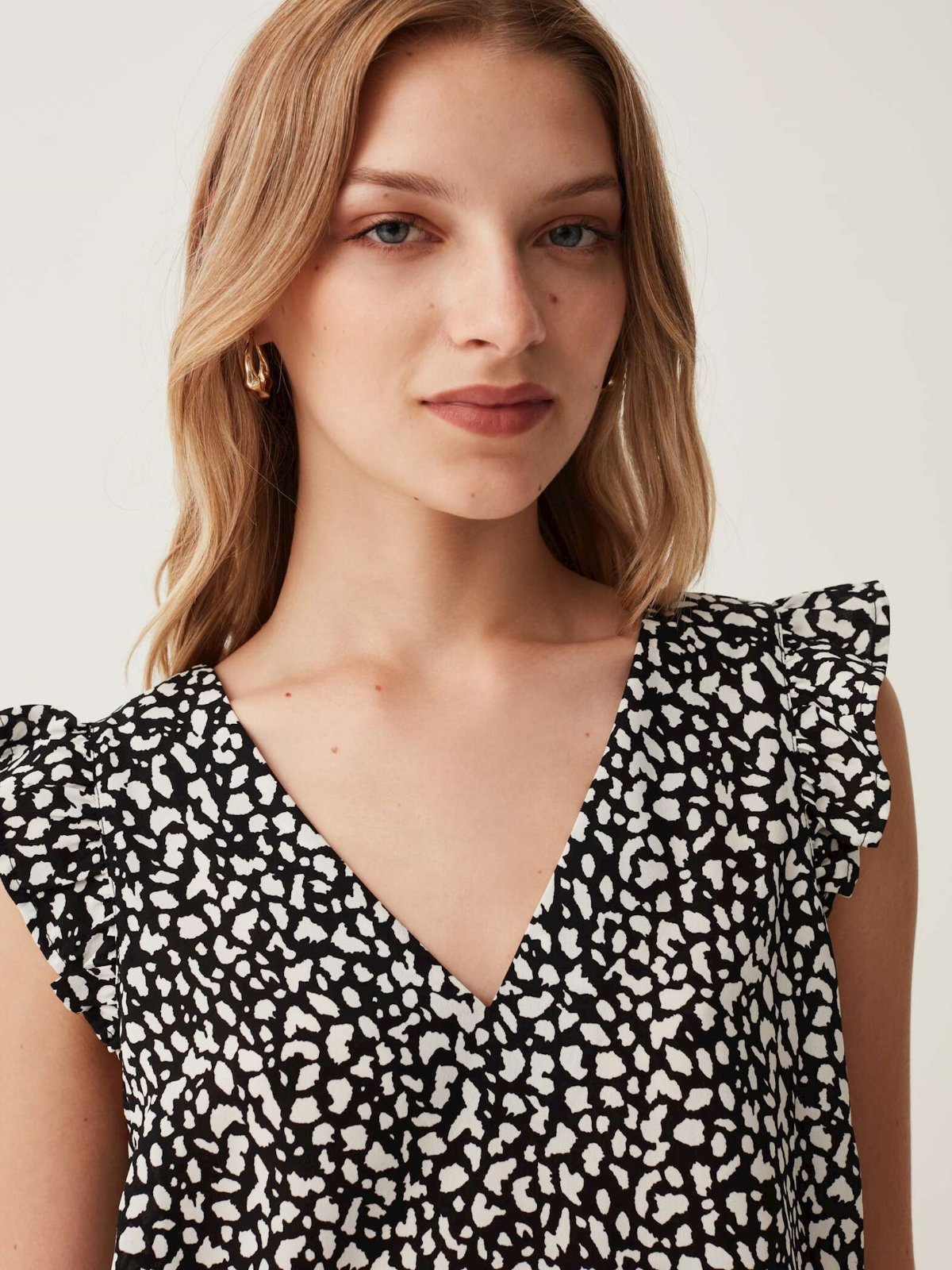 Une robe noir et blanc