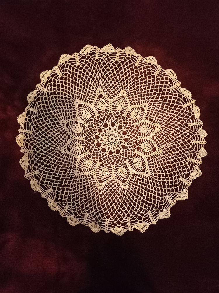Napperon crocheté à la main