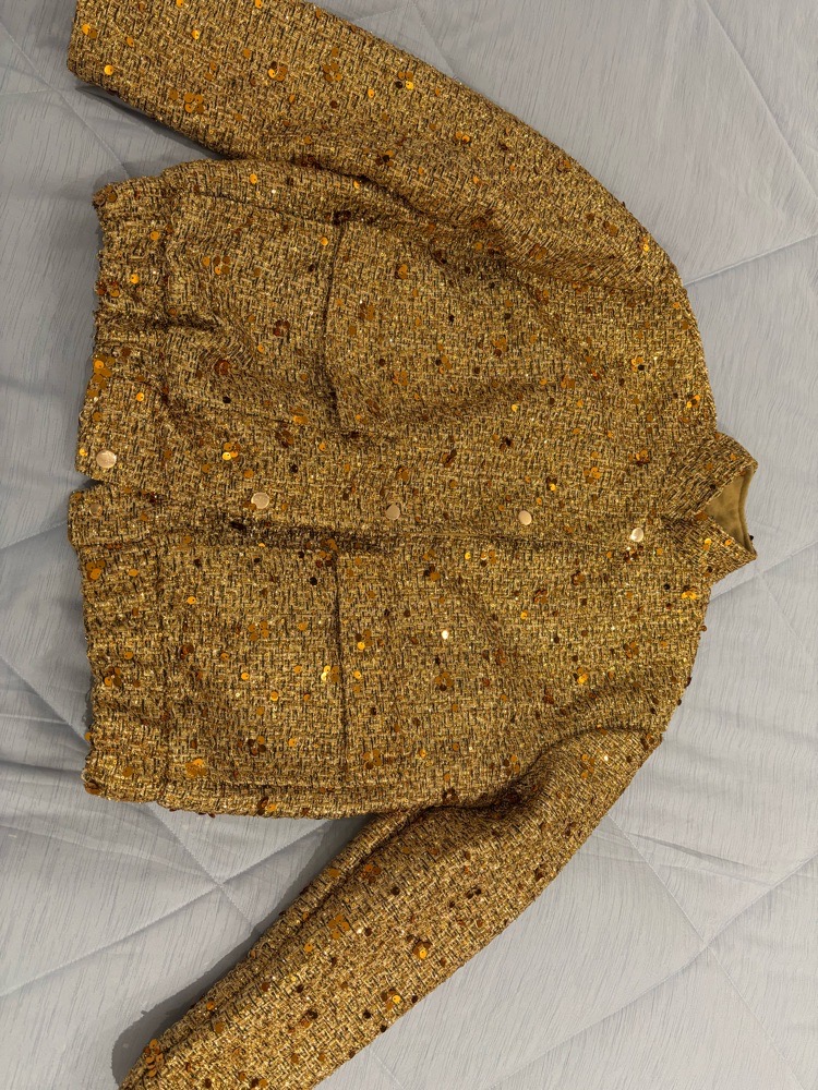 Tres jolie veste neuf avec etiquette