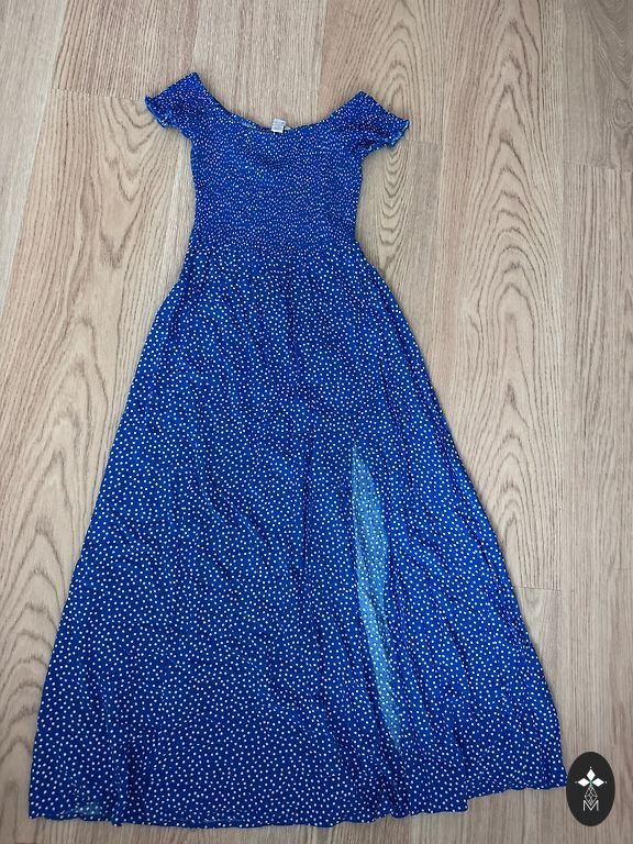 Robe bleue maxi polka dots avec fonte + code promo
