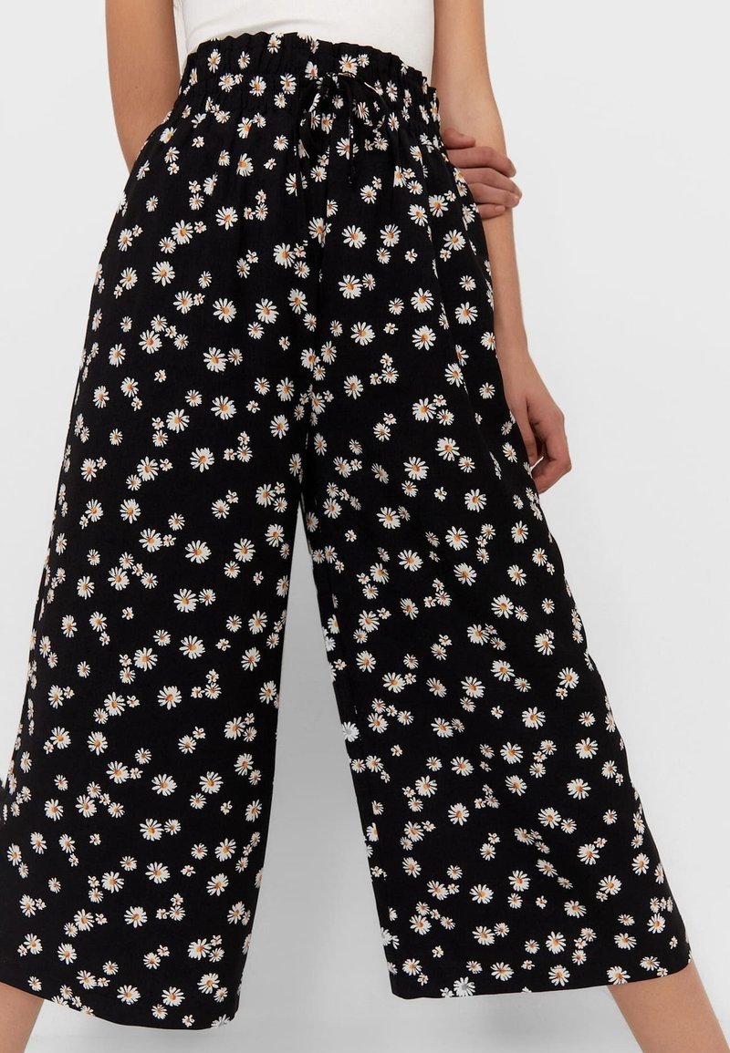 Pantlaon large Stradivarius 