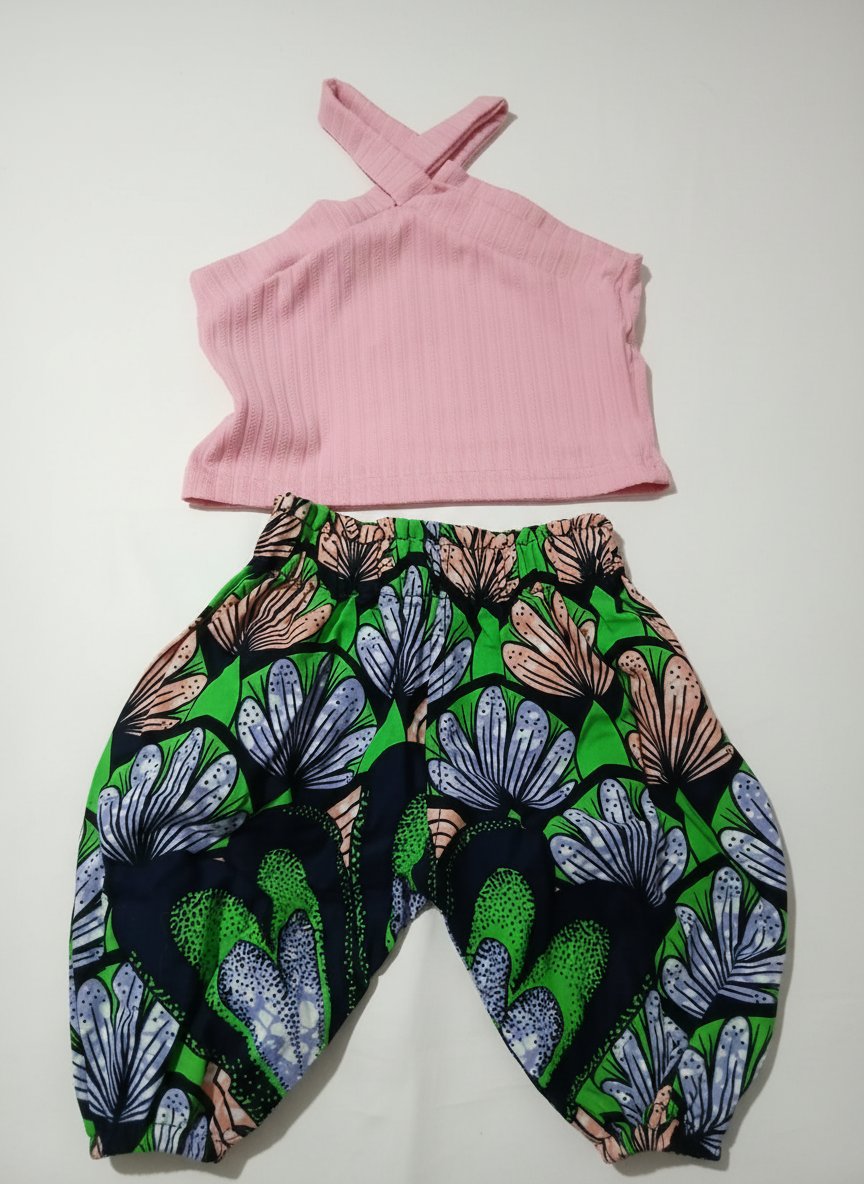 2 pièces taille 6-9mois 