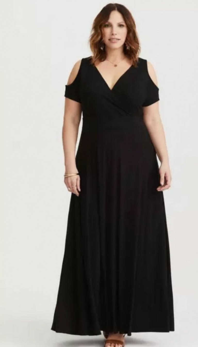Robe noire taille 46