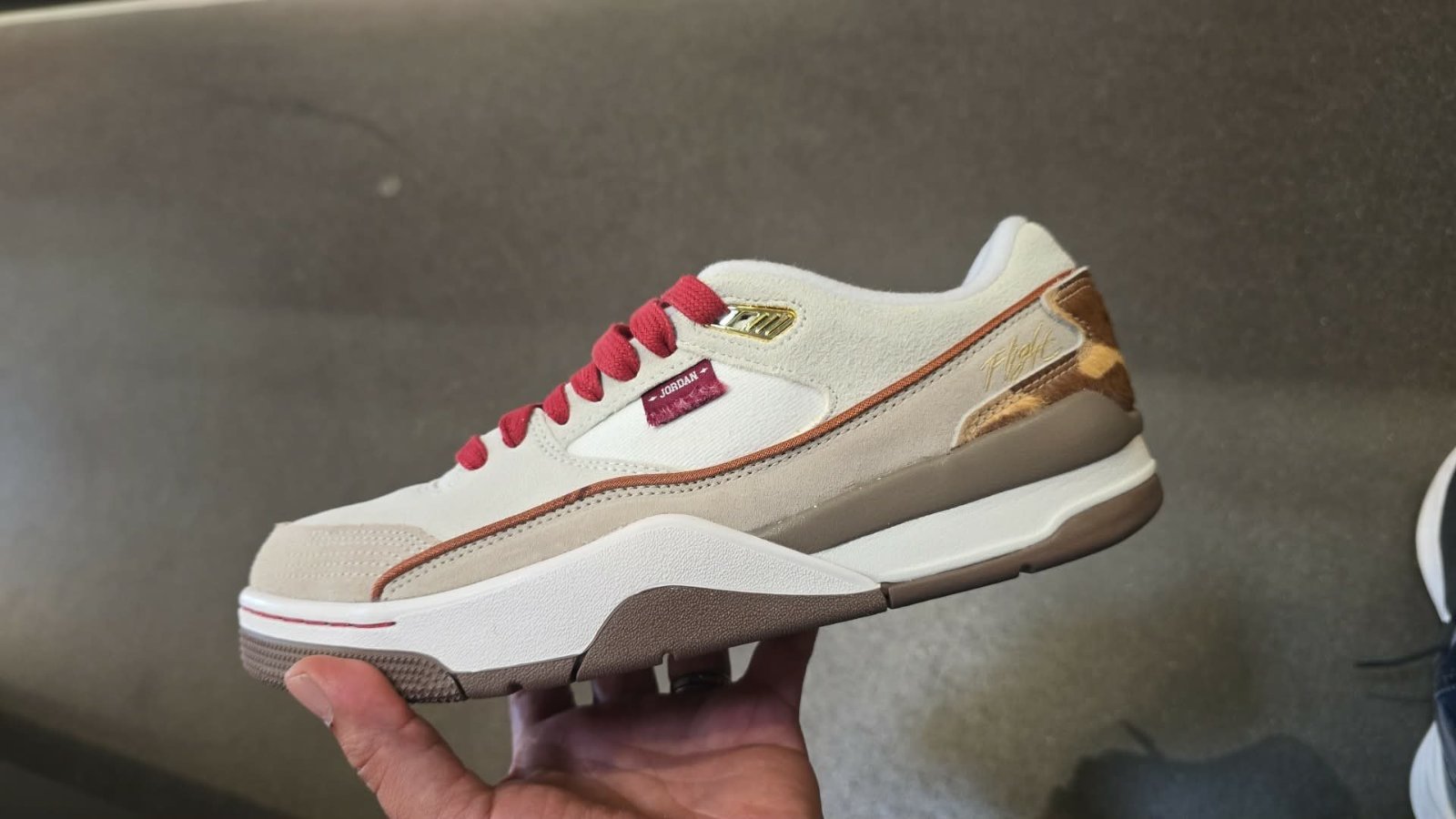 Jordan Flight Court (Neuve) – Pointure 43