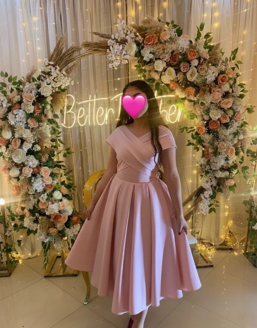 Robe satinée 
