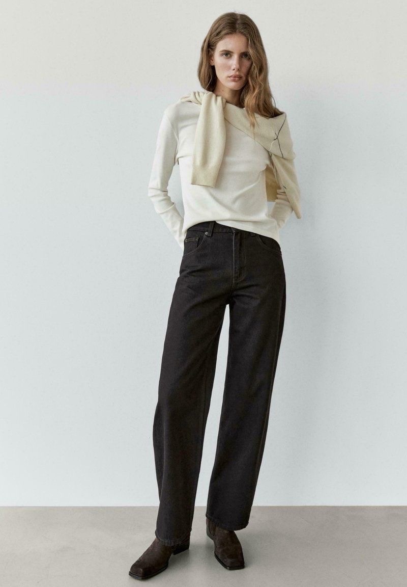 Jeans Mango mom