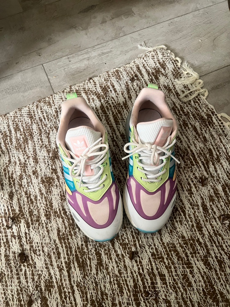 Des baskets adidas