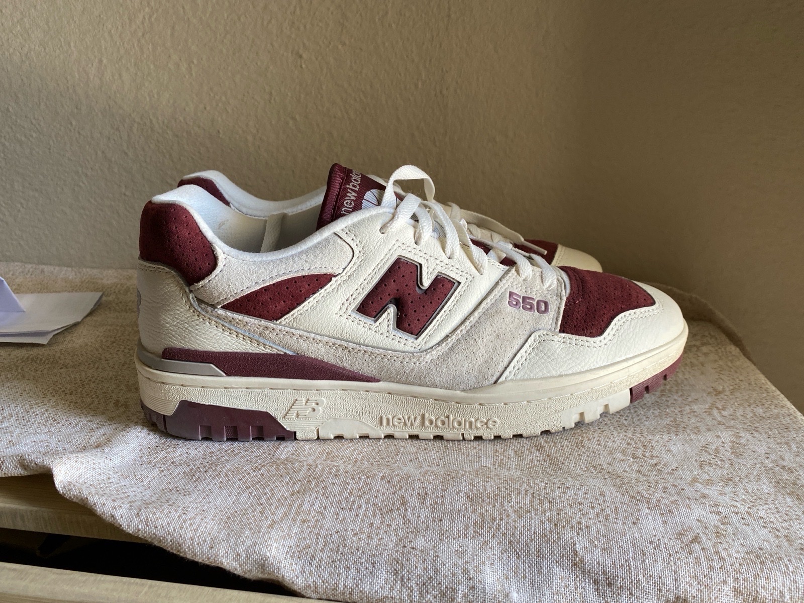 Chaussuee New Balance 550