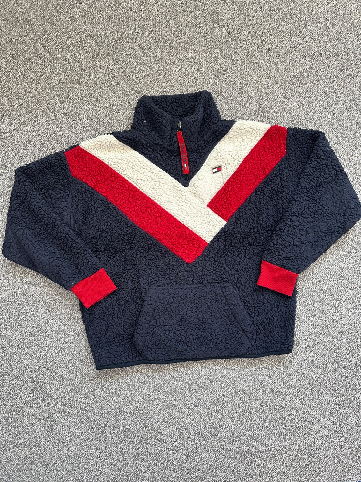 Pull alloucha demi zip🔴🔵⚪