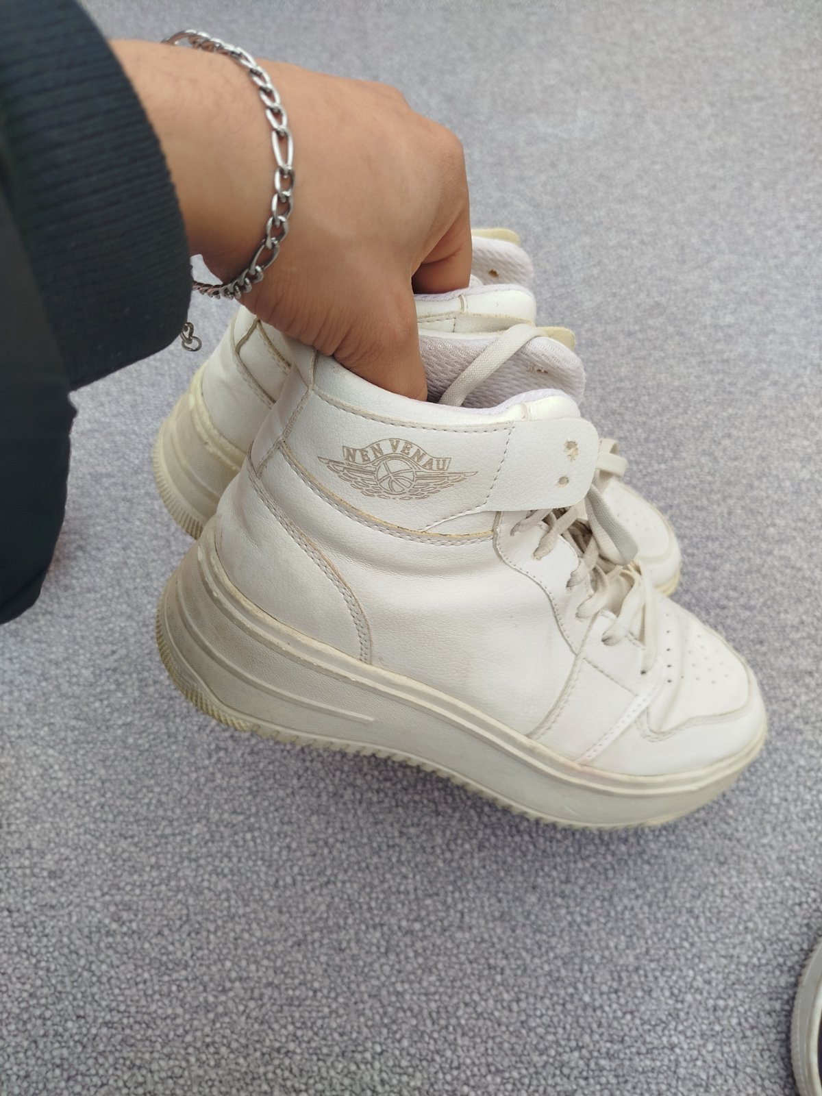 Sneaker 👟 for girls 