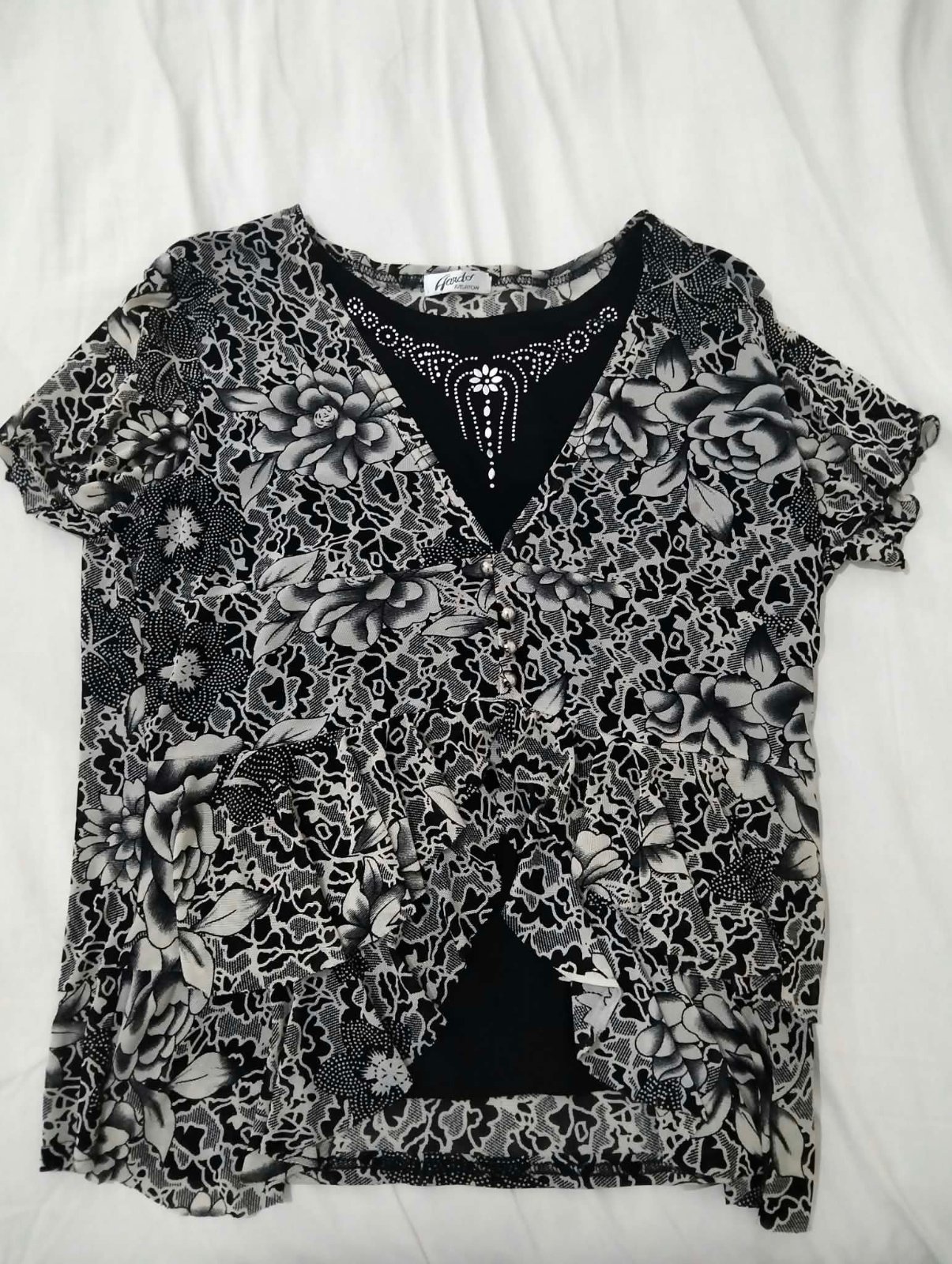 Pull noir et blanc