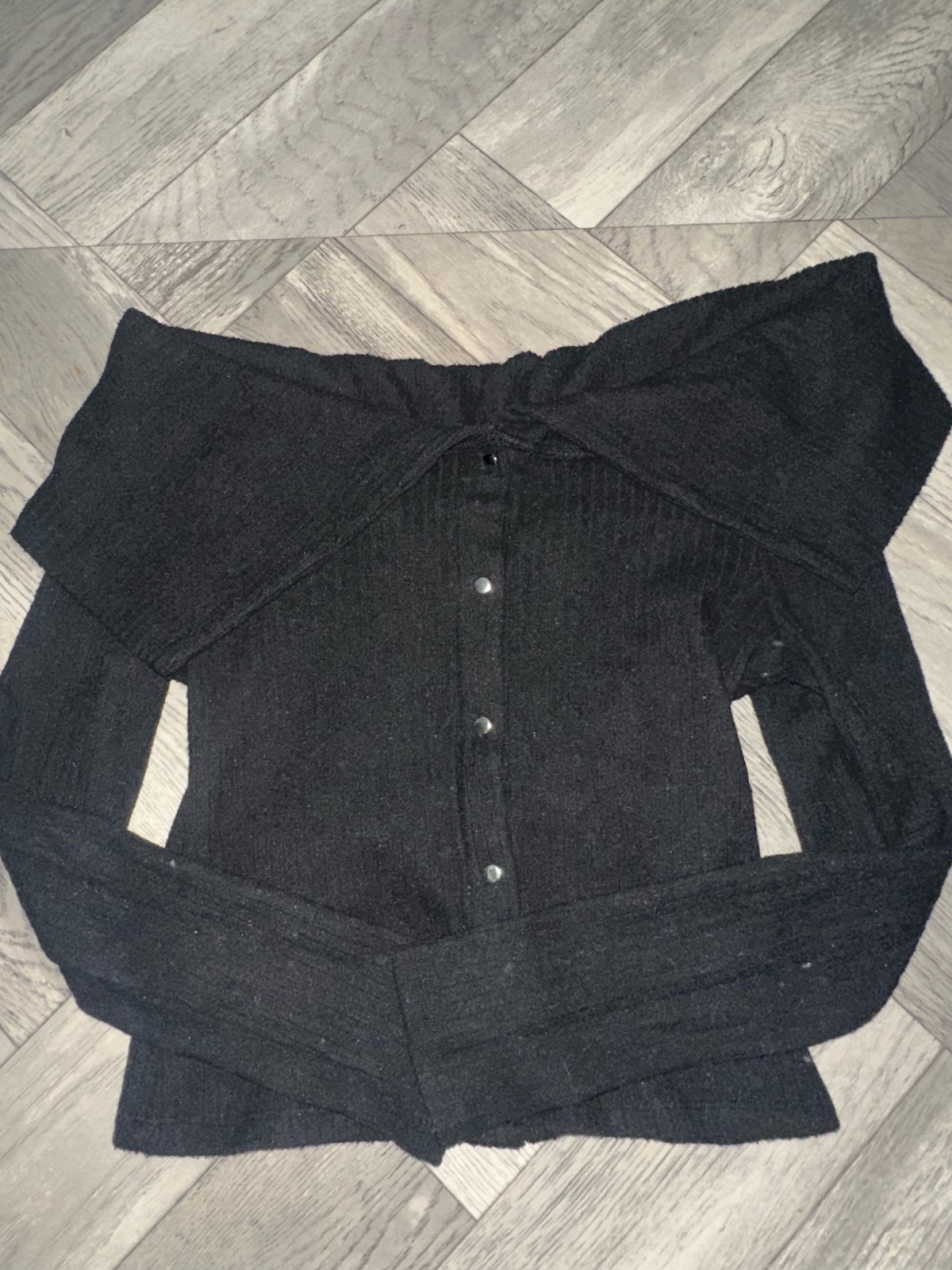 Pull noire 