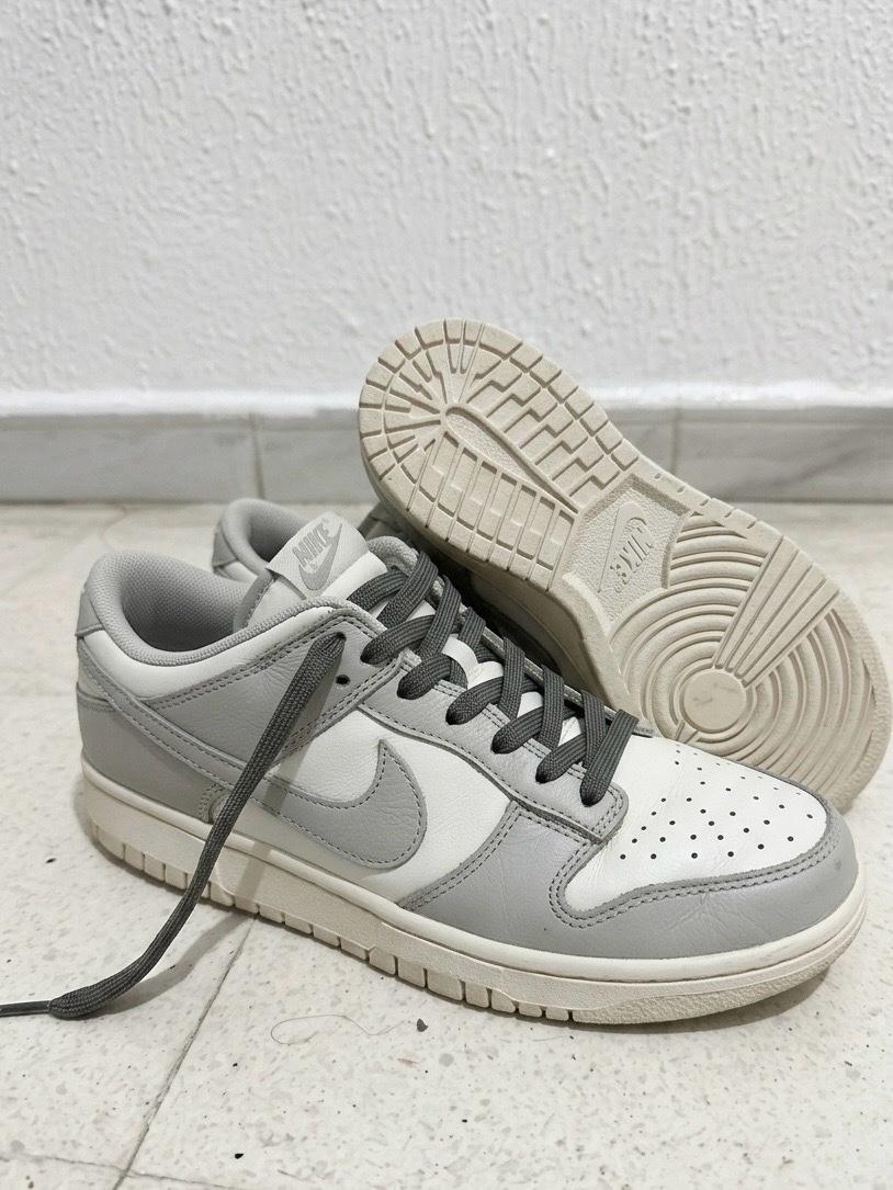 Nike dunk gris 
