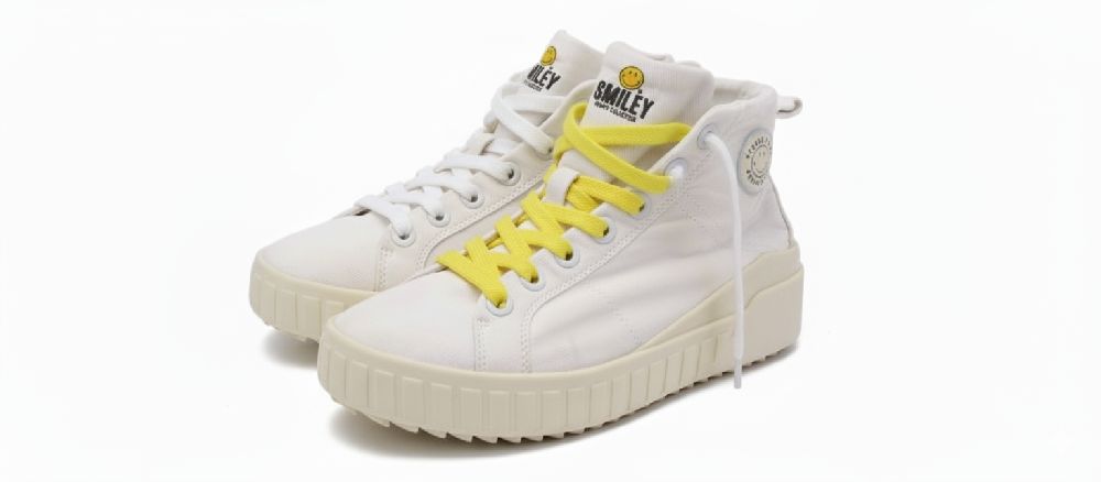 Converse stradivarus 💛🤍