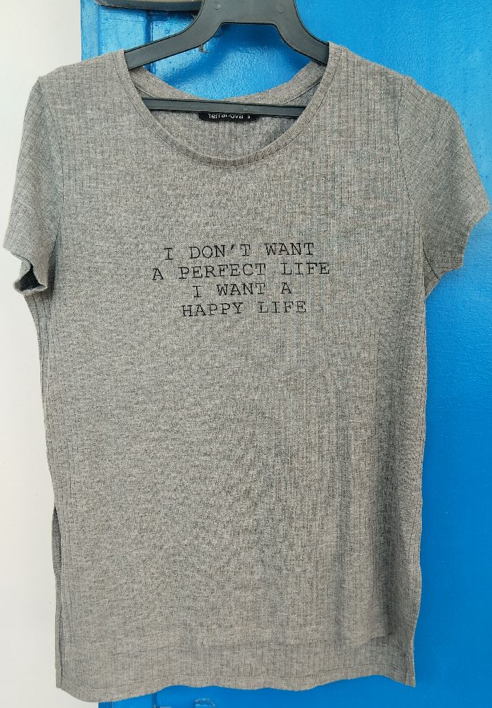 T-shirt de la marque Terranova ✅