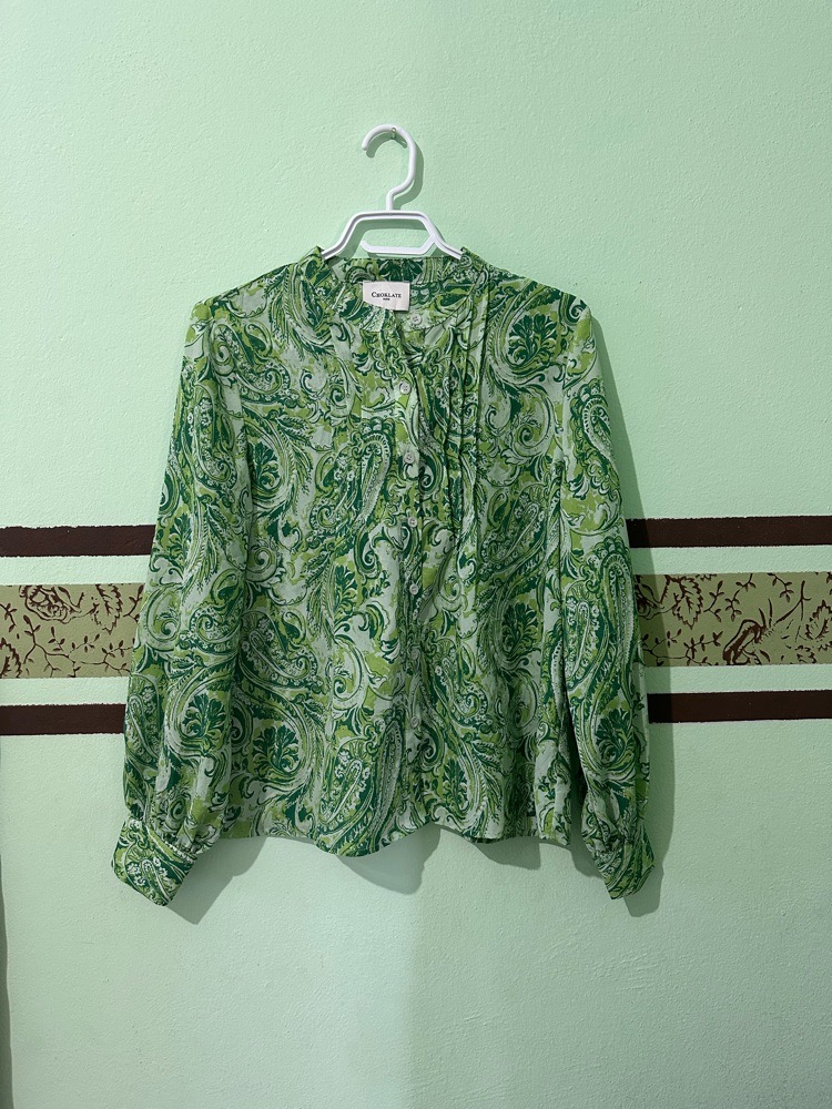 Chemise de la marque CHOKLATE PARIS 💚💚