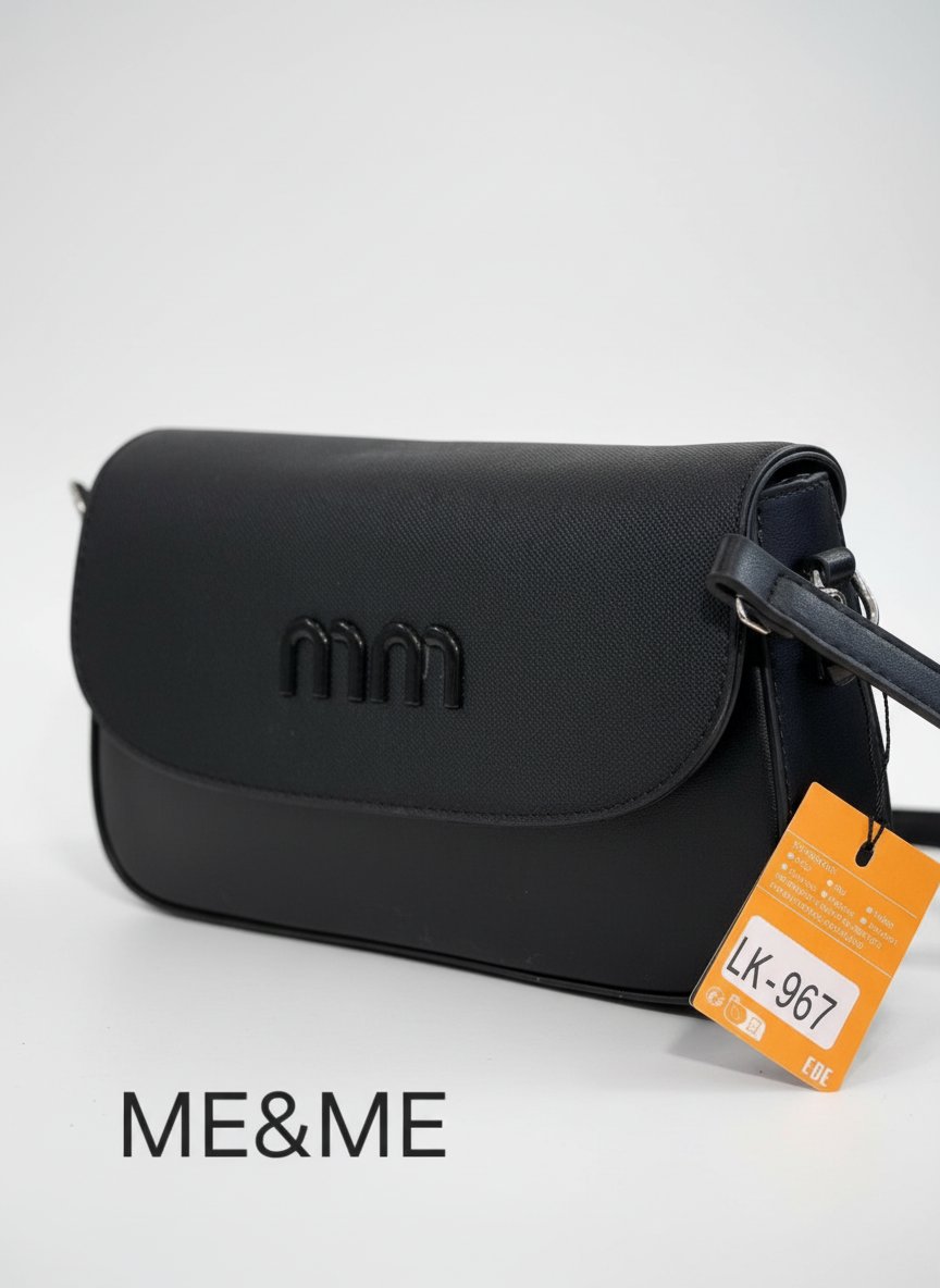 Des sac a mains des couleurs dispo