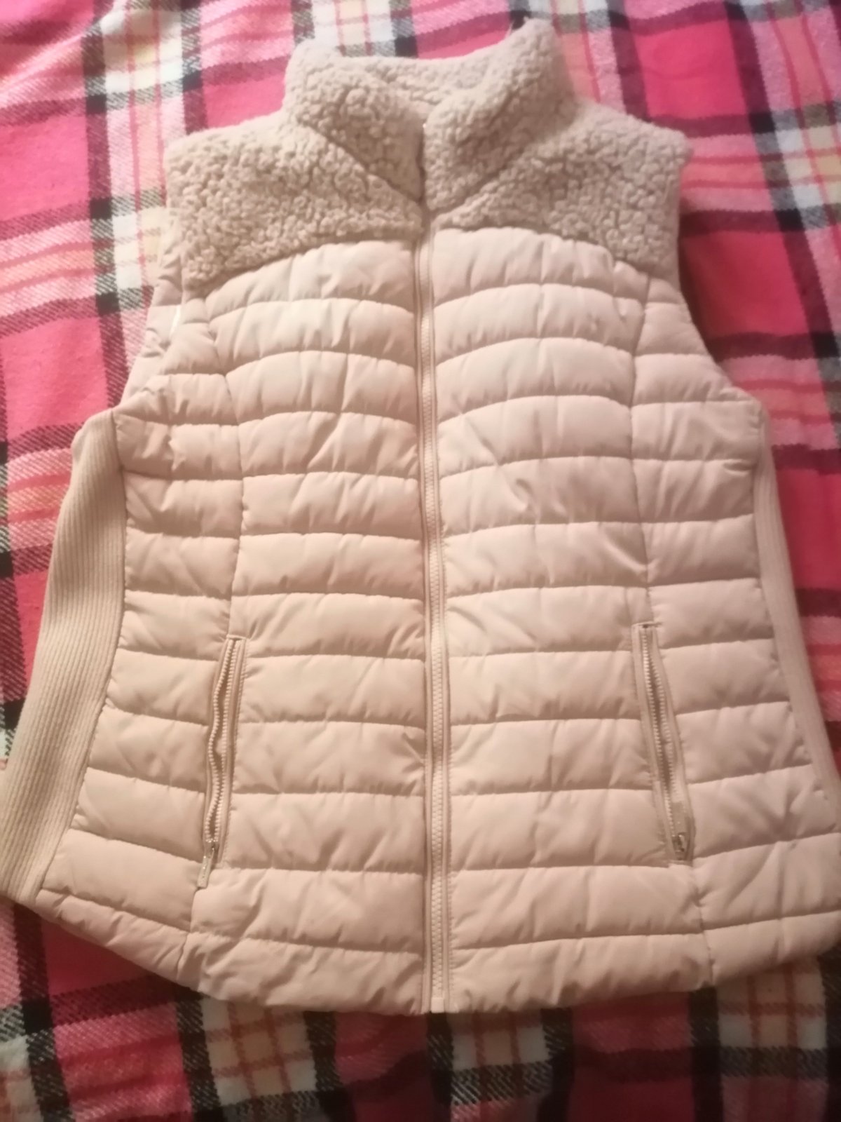Manteau en rose bébé 