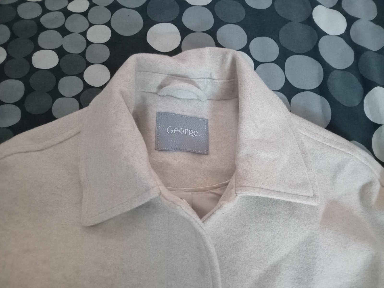Mantau beige 