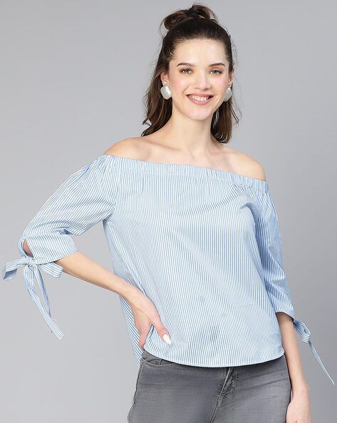 Chemise rayée à col bateau élégante