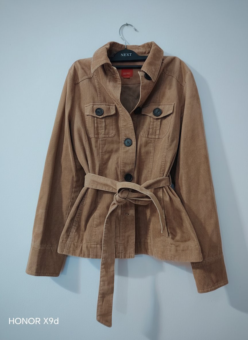Veste en velours côtelé, de la marque esprit taille 38