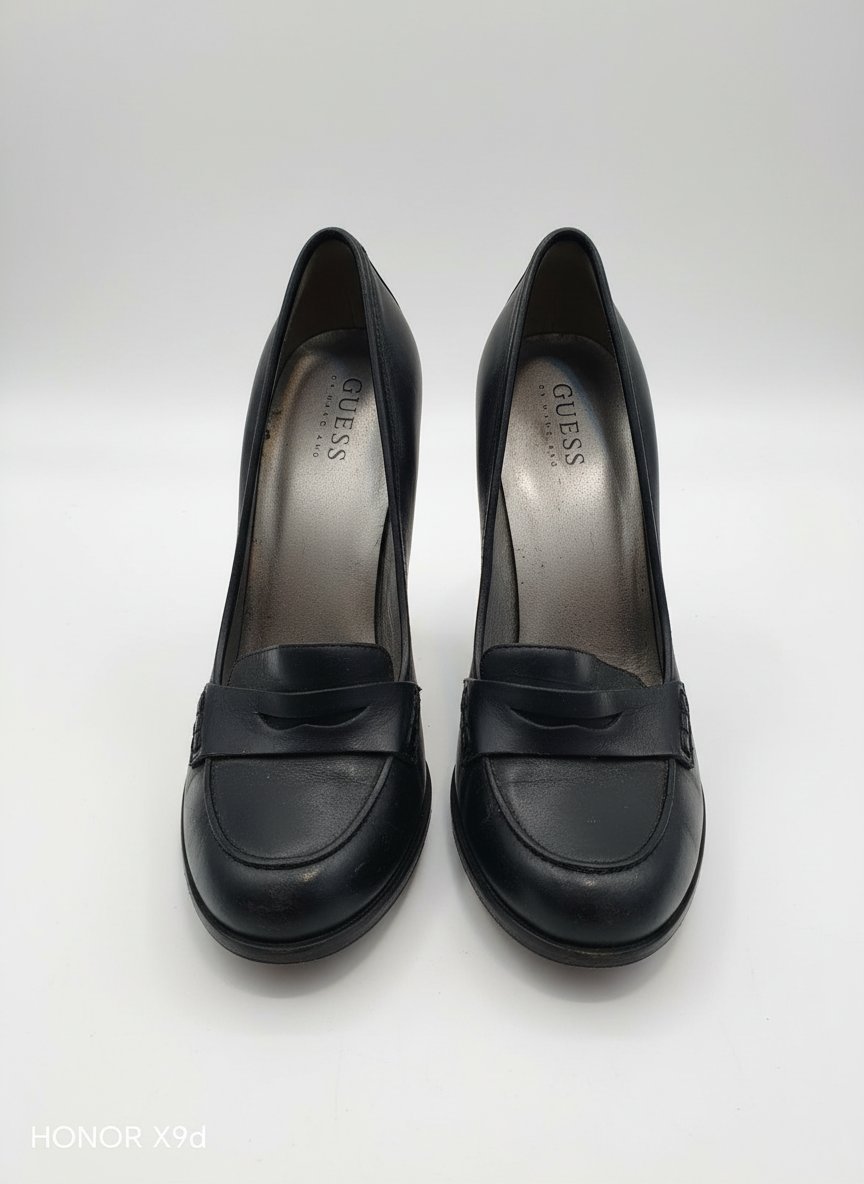 Des escarpins a talon plateforme, Guess, pointure 37 en cuir véritable