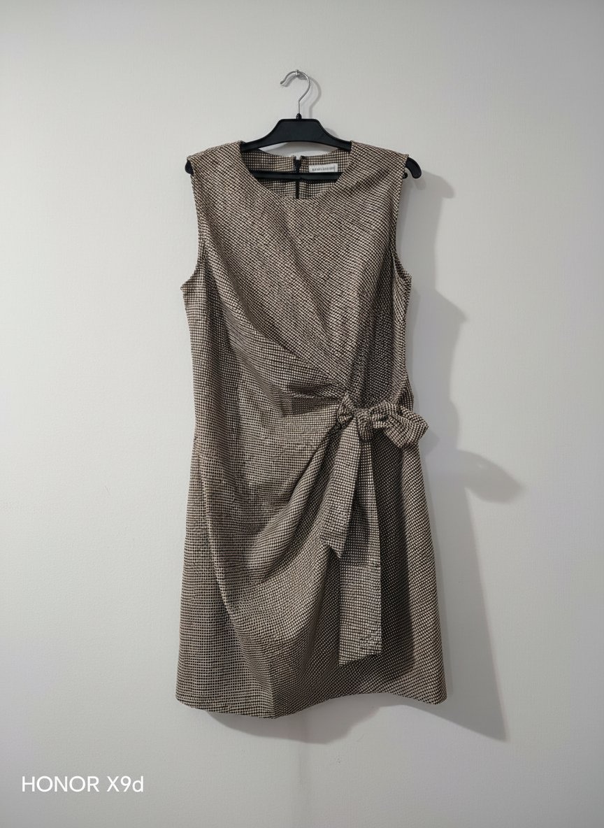 Robe de la marque warehouse, taille 40