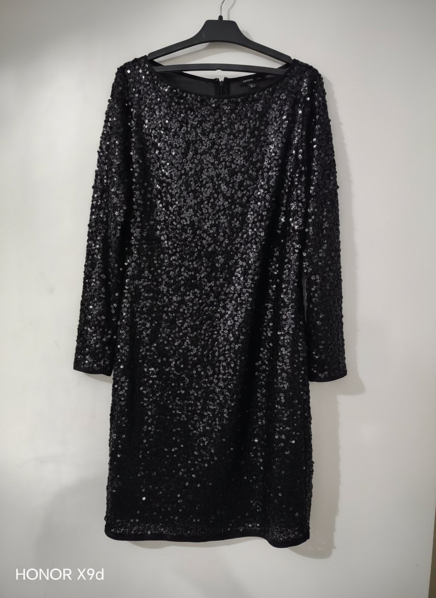 Robe en sequin noire , mango