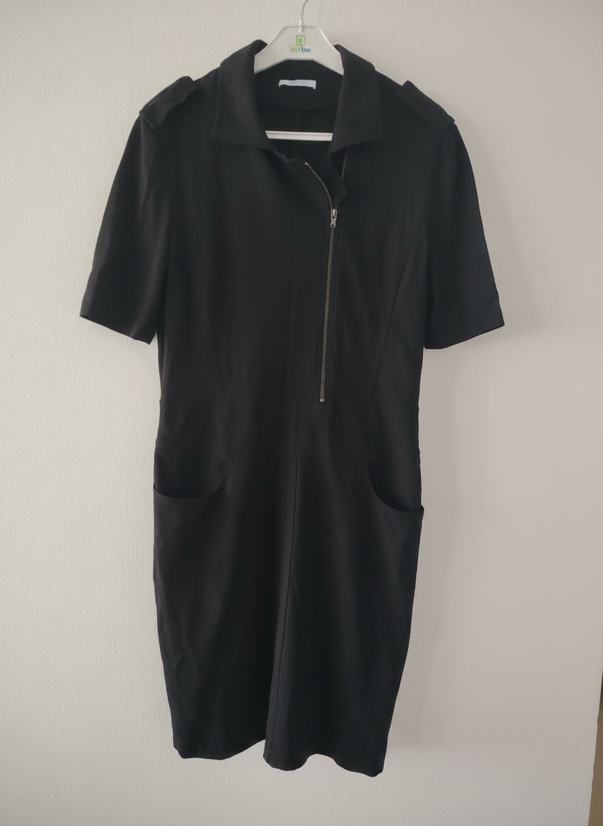 Tres bonne qualité de cotton, taille 40