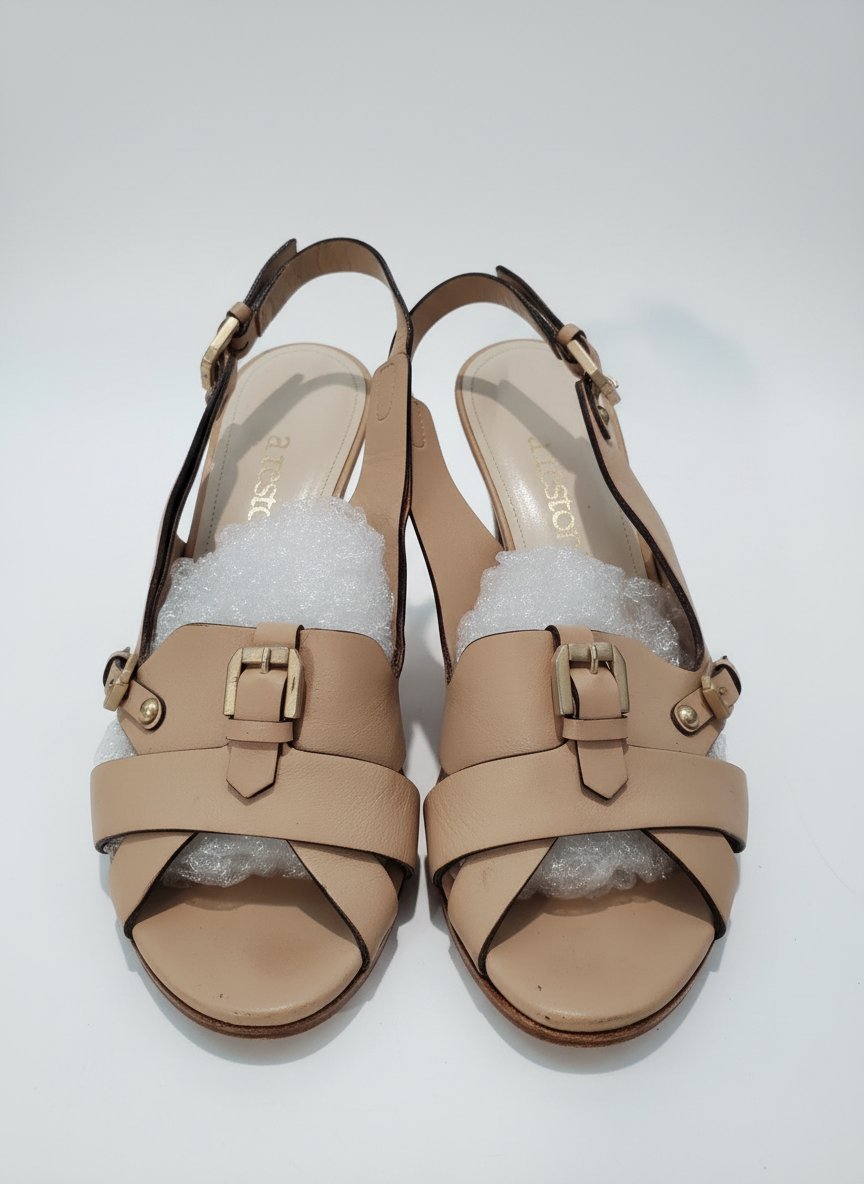 Des talon moyen beige en cuir