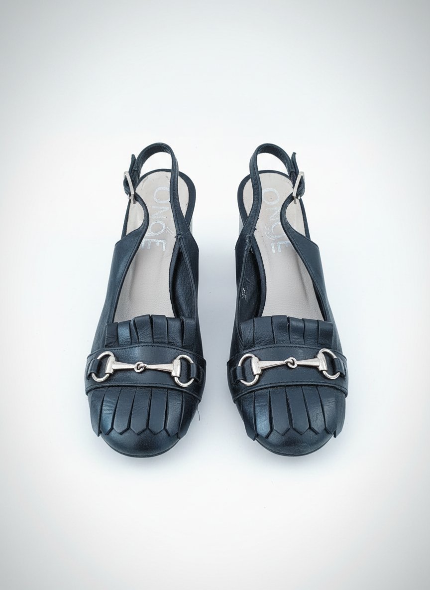 Des sandales talon en veritable  cuir pointure 37