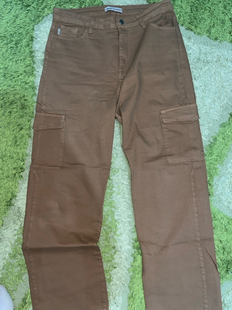 Pantalon cargo camel 