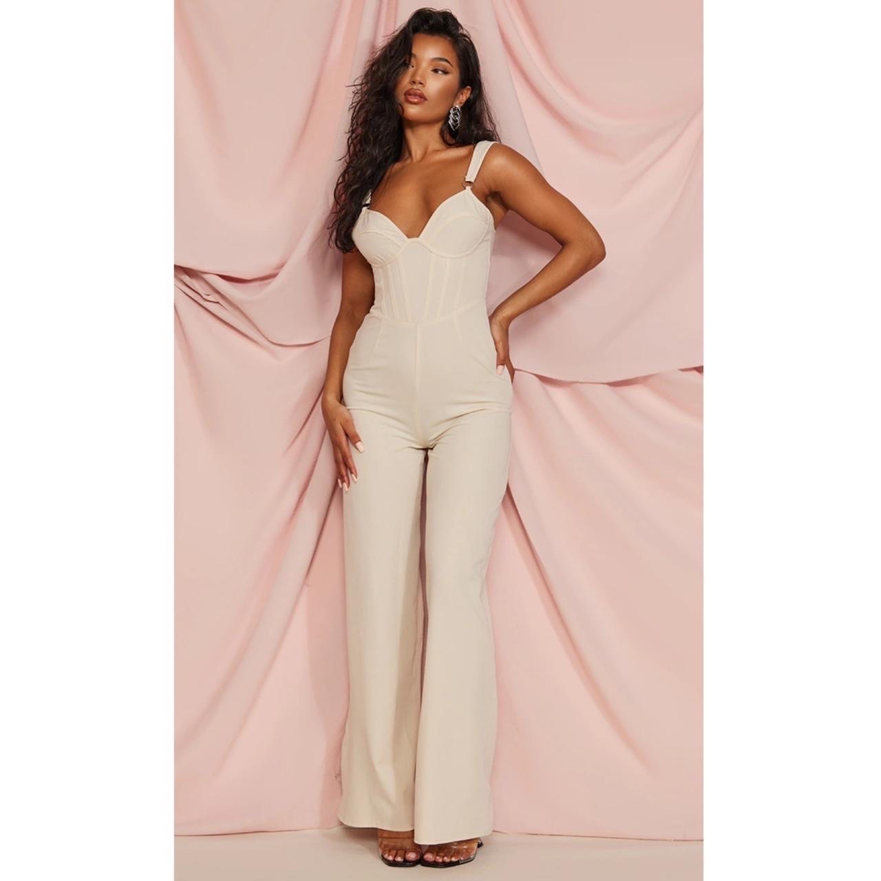 Combinaison beige taille 38 neuve 