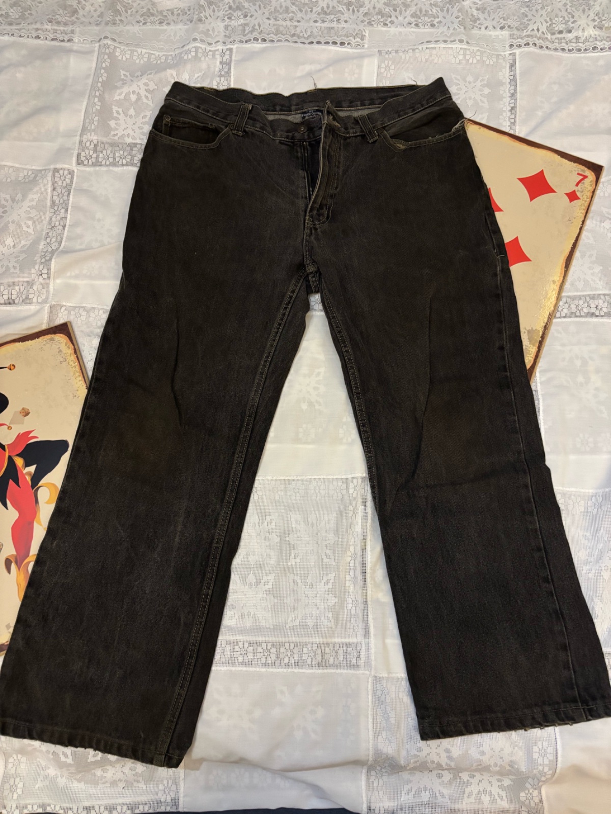 Jeans noir taille 34 en bon etat