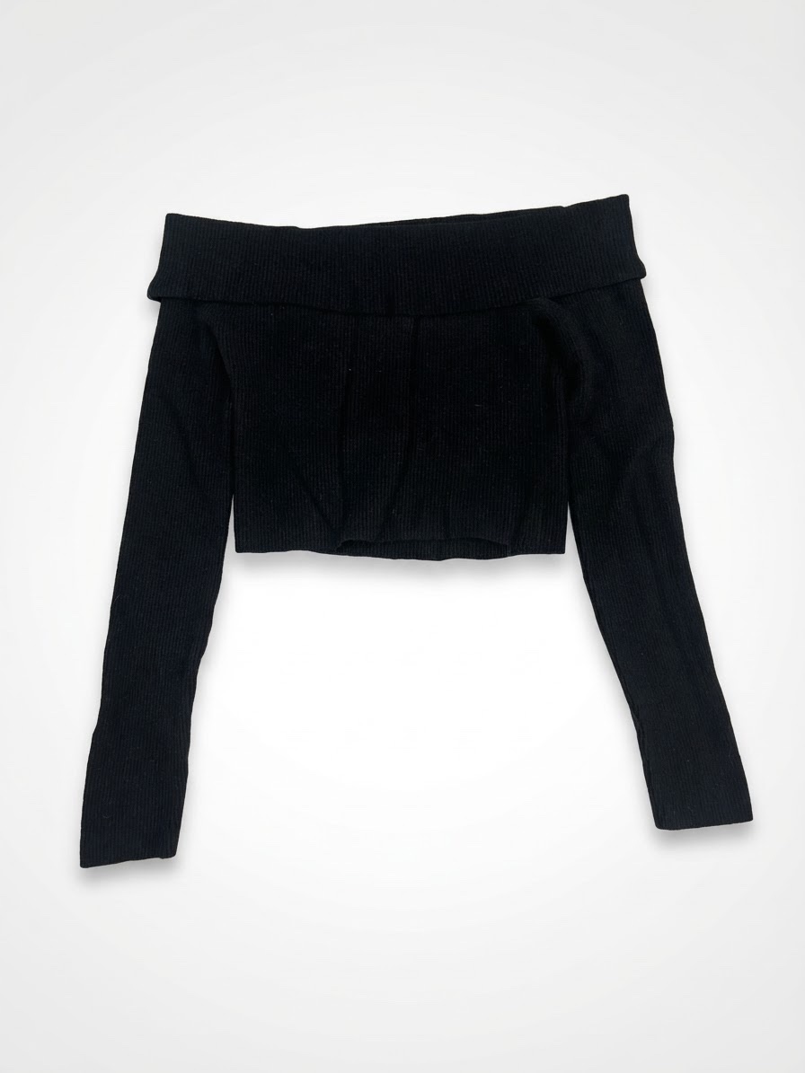 Pull noir offshoulders taille m / L