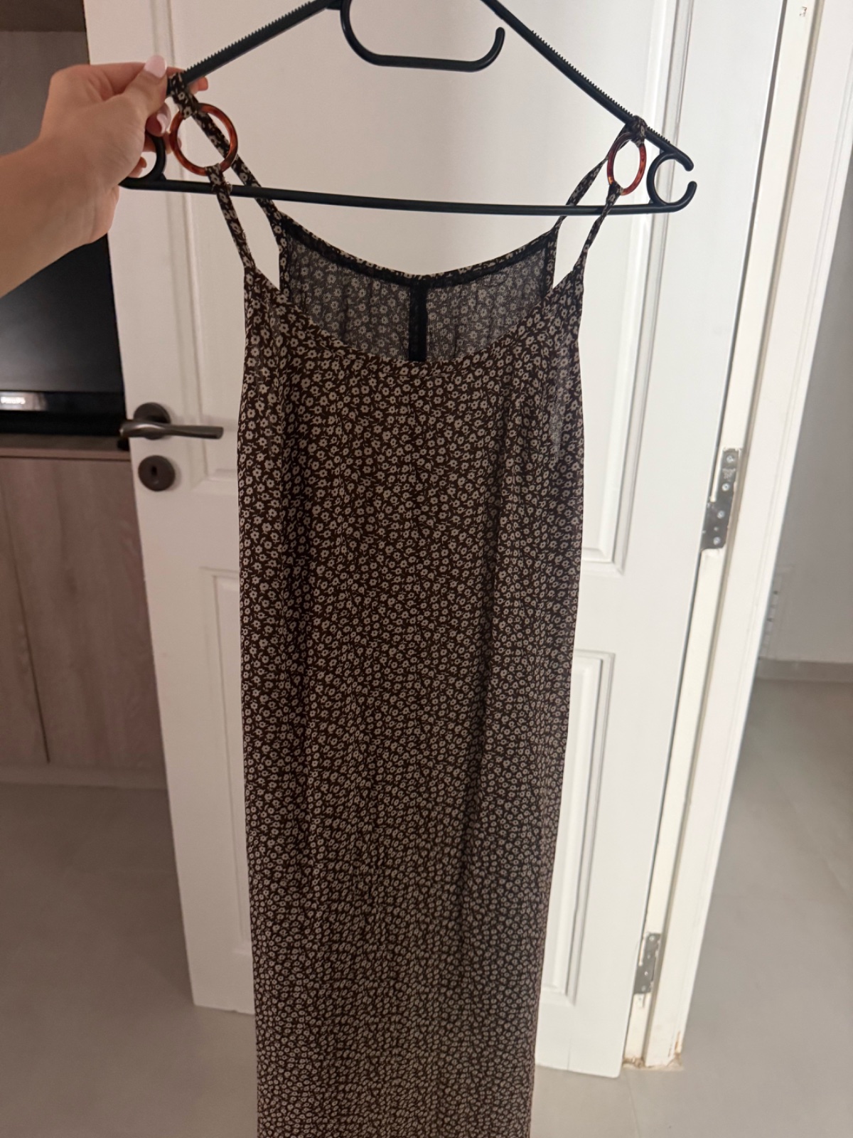     Robe longue fleurie marron