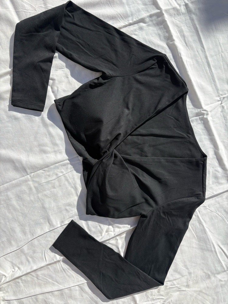 Crop top noir neuf 😍