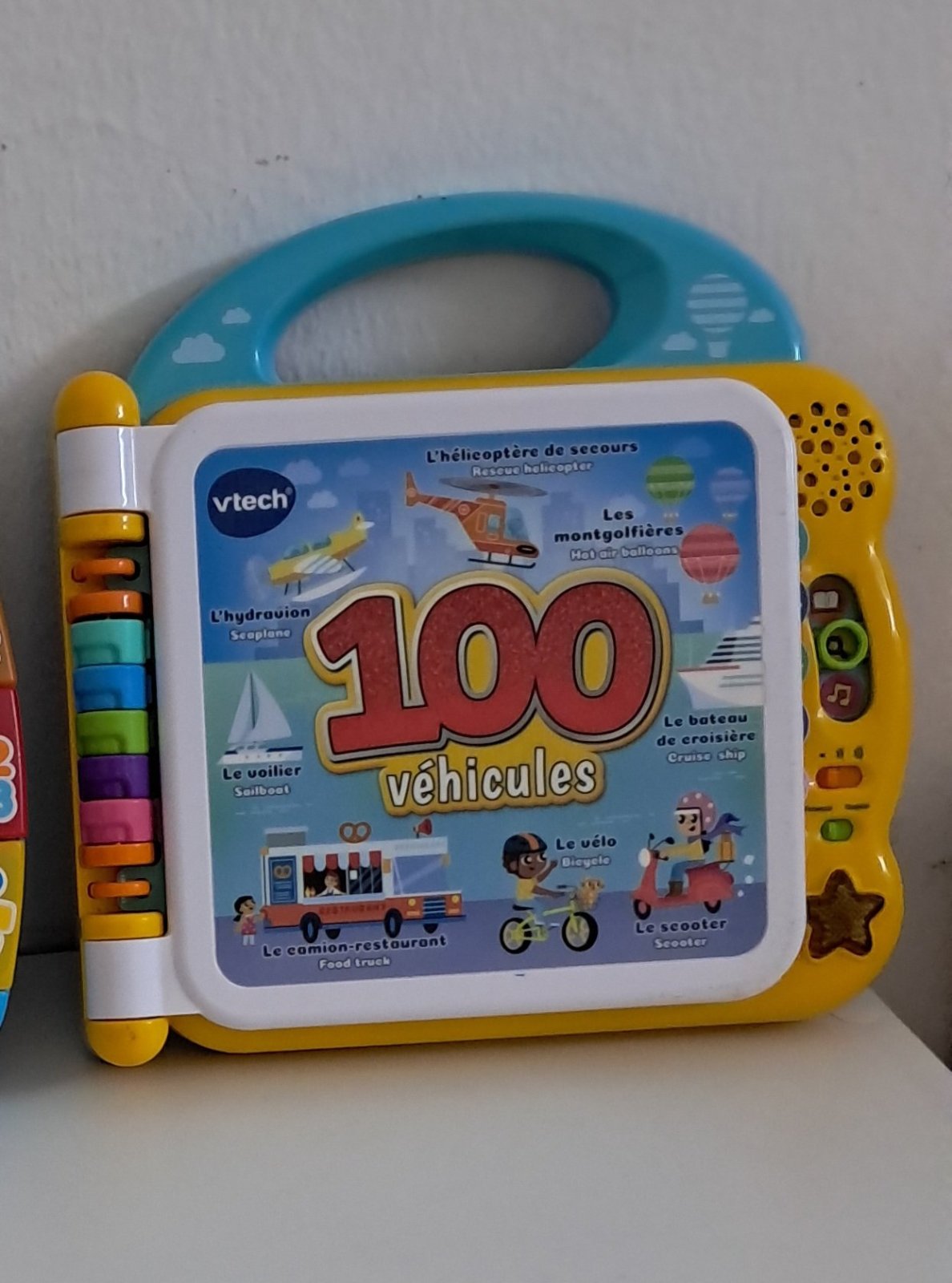 Livre interactif 100 véhicules 