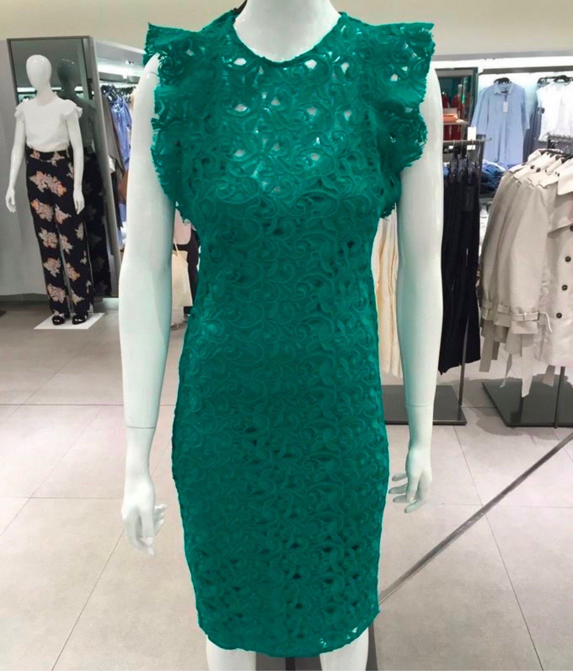 Eobe midi zara neuf