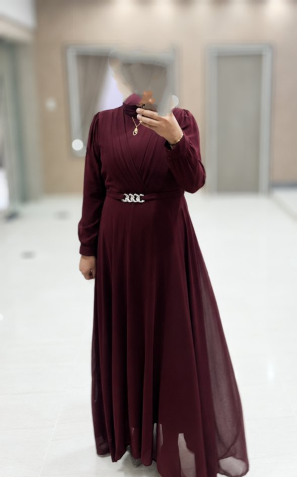 Robe soirée Burgundy porté une fois 