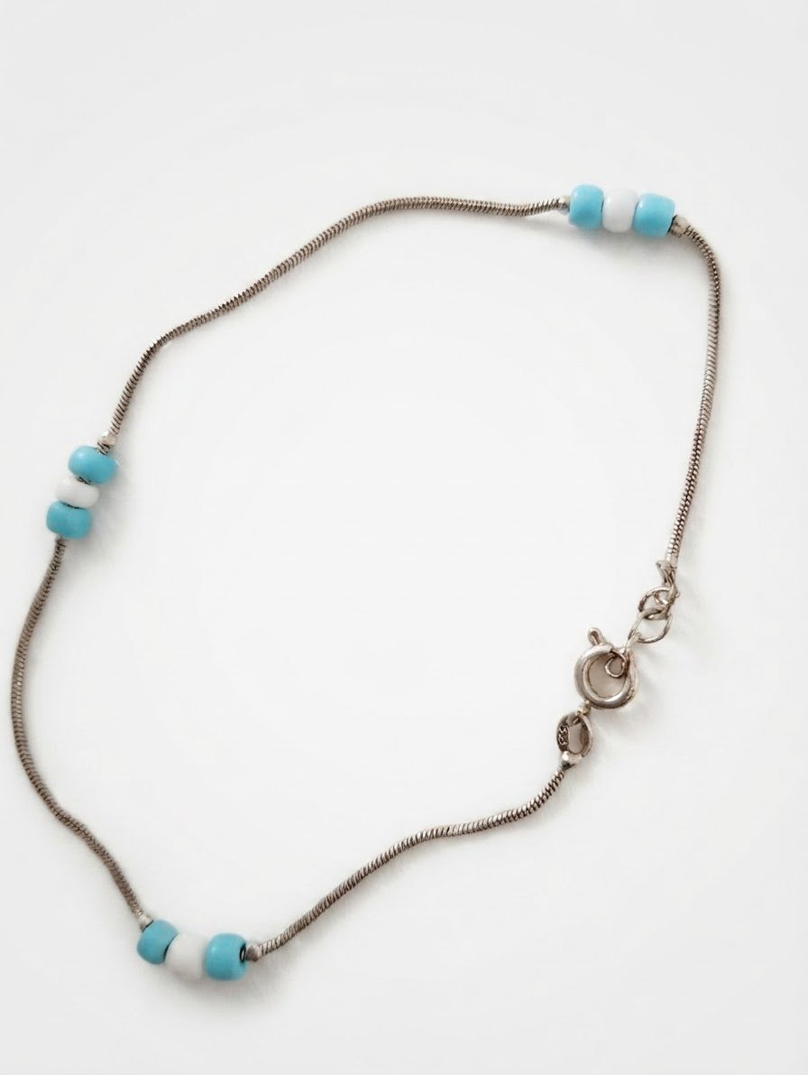 Bracelet en argentavec des perles 