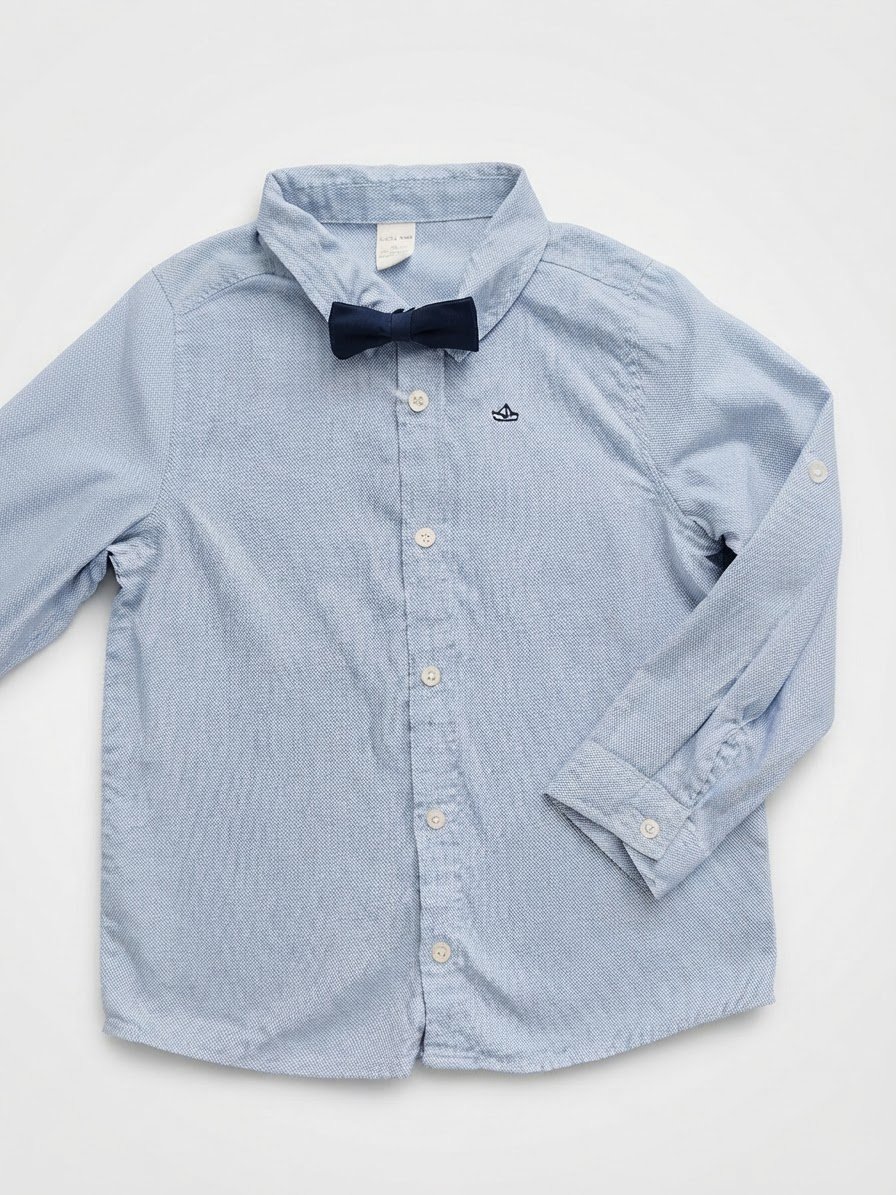 Chemise garçon bleu ciel avec papillon taille 4-5ans de la marque lcw 