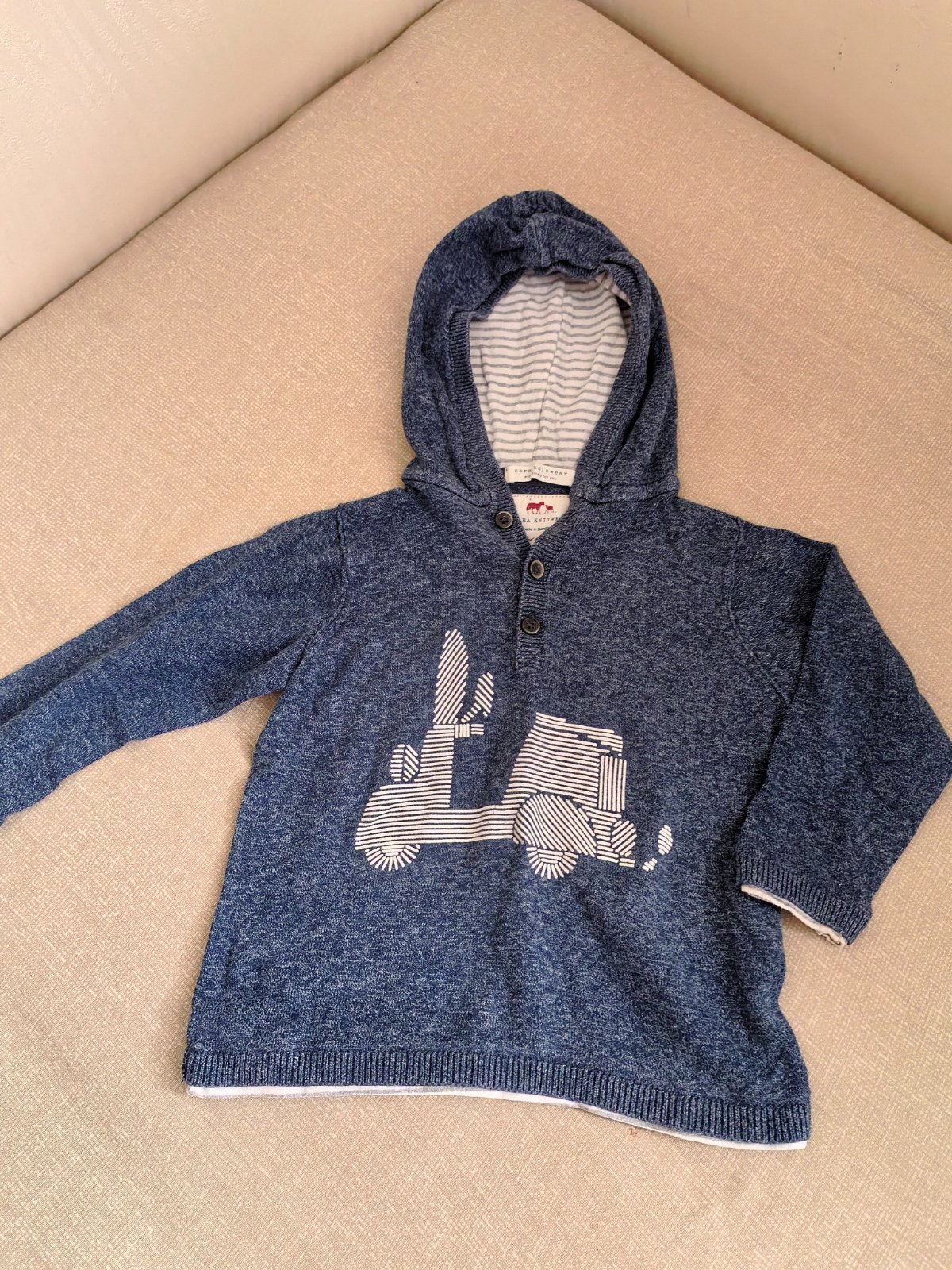 Pull bébé garçon taille 12-18 mois de la marque zara
