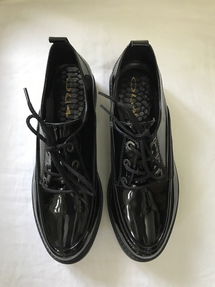 Chaussures noires vernies