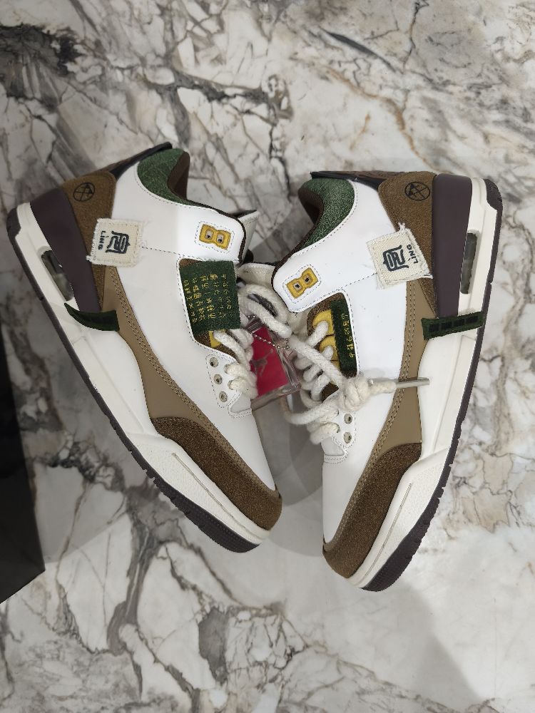 Nike air Jordan 3 Tigger pointure 41 neuf jamais porté 