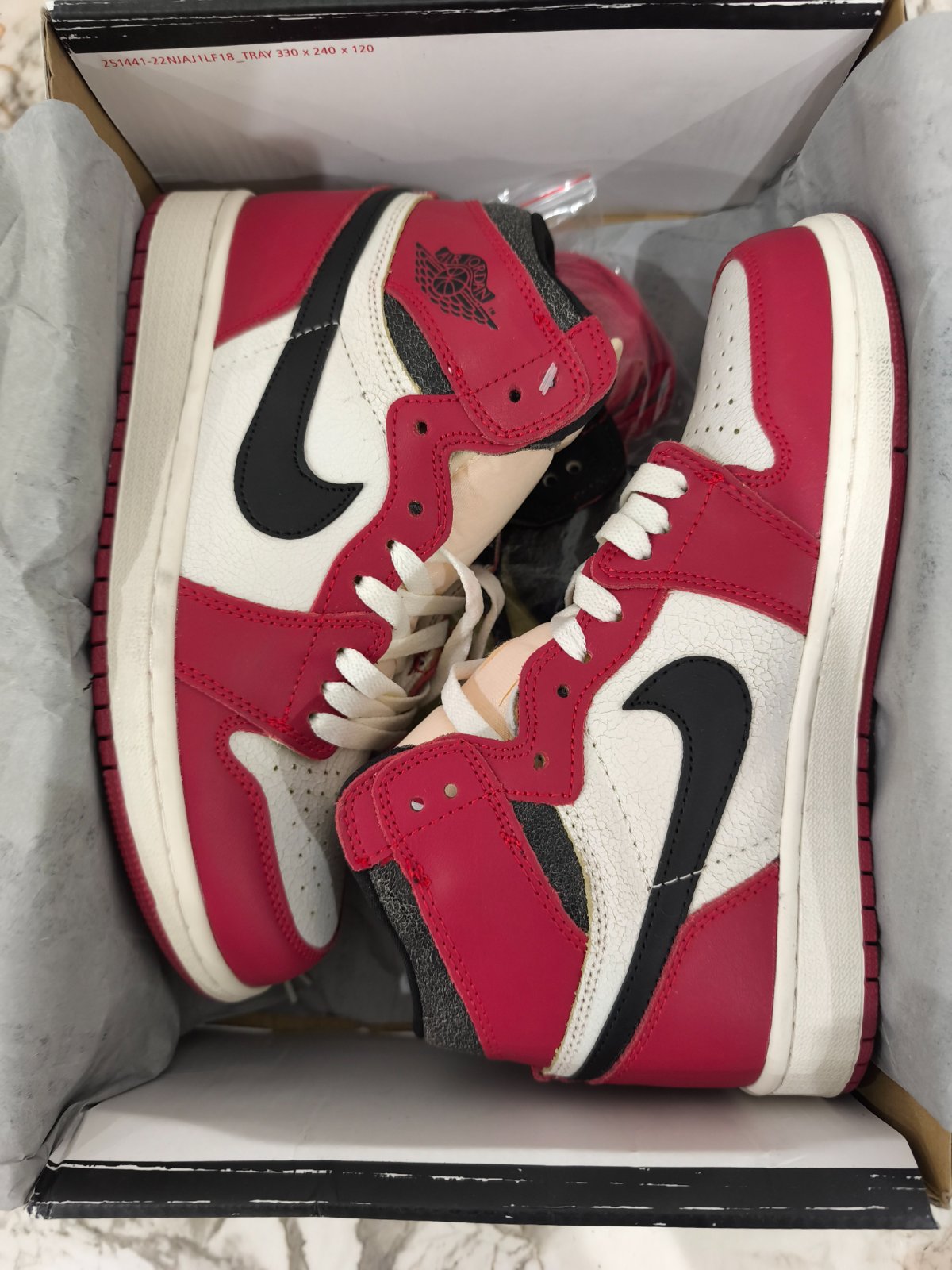 Nike air Jordan one high pointure 39 neuf Dans son paquet 