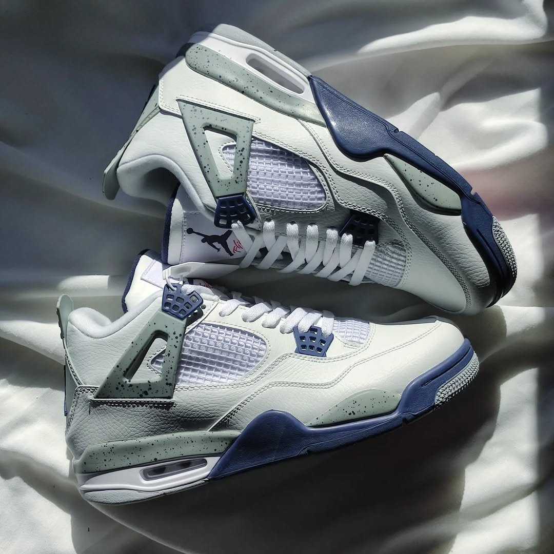 Nike air Jordan 4 retro pointure 39 neuf jamais porté 